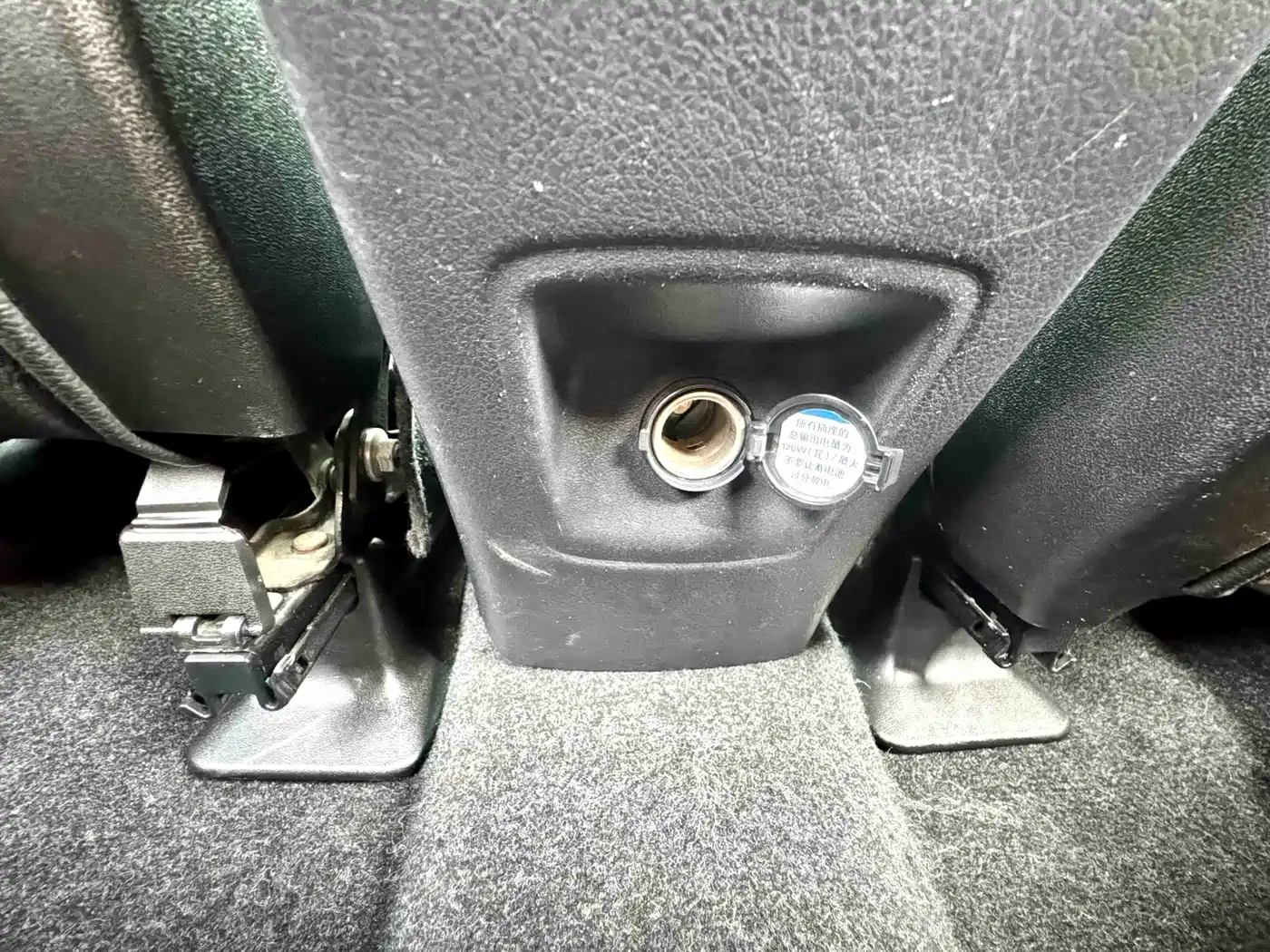 Toyota RAV4 Rongfang 2016 2.0L CVT 2WD Trend (China V) фото 15