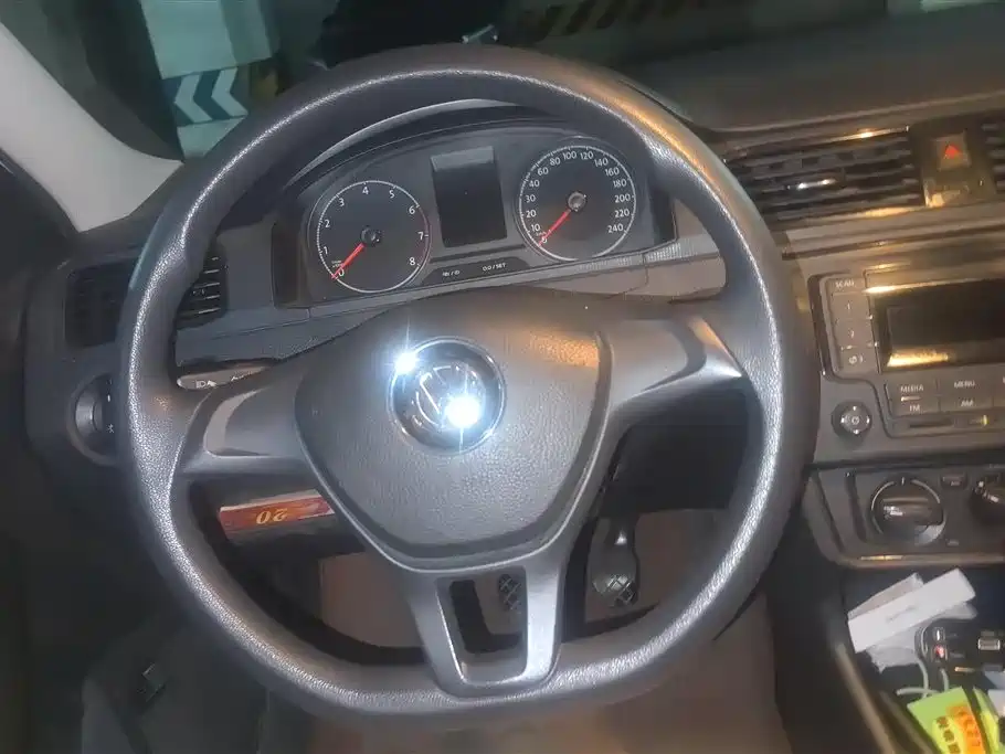 Volkswagen Santana 2018 1.5L Manual Trend Edition фото 15