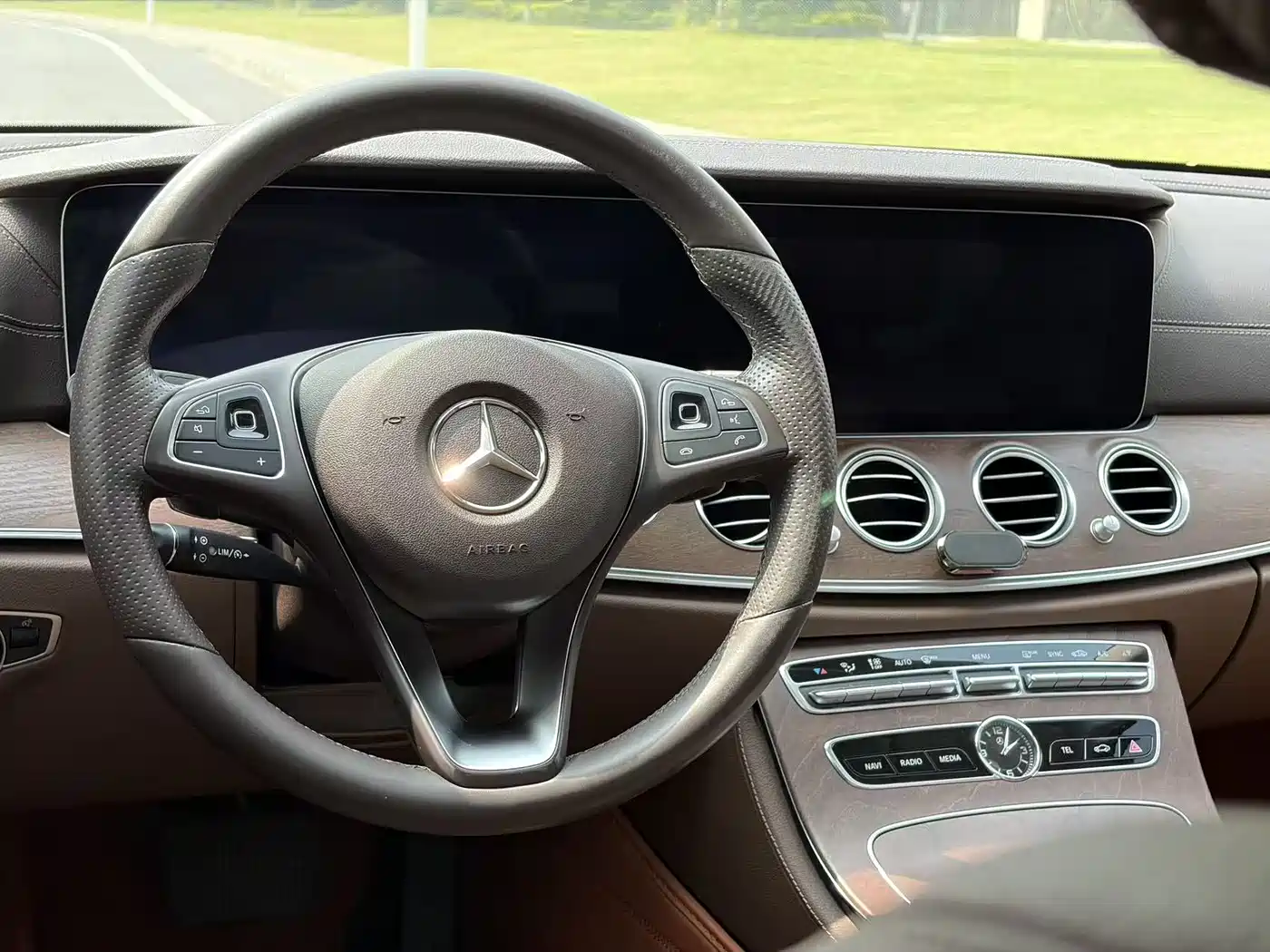 Mercedes-Benz E-Class 2018 Facelift E 300 L Fashion фото 15
