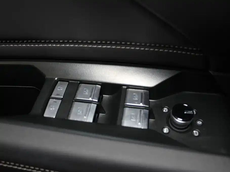 Audi Q4 e-tron 2024 40 e-tron Creation Edition фото 15