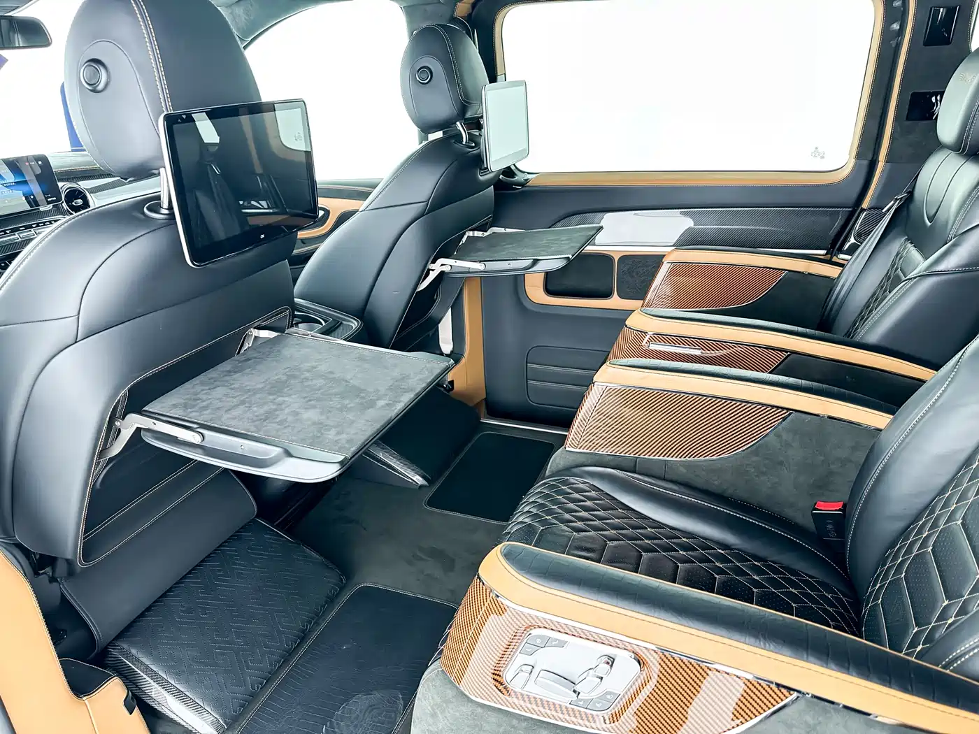 Mercedes-Benz V-Class 2020 Model V 260 L Long Wheelbase Luxury фото 8
