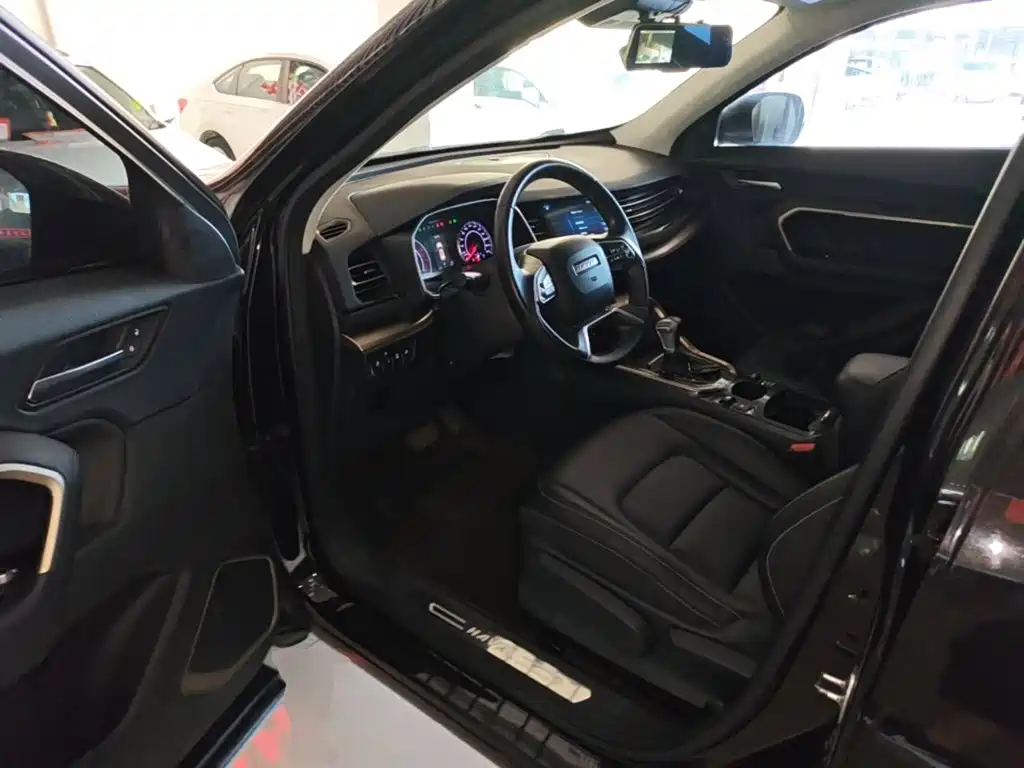 Фото 16 - Haval H6