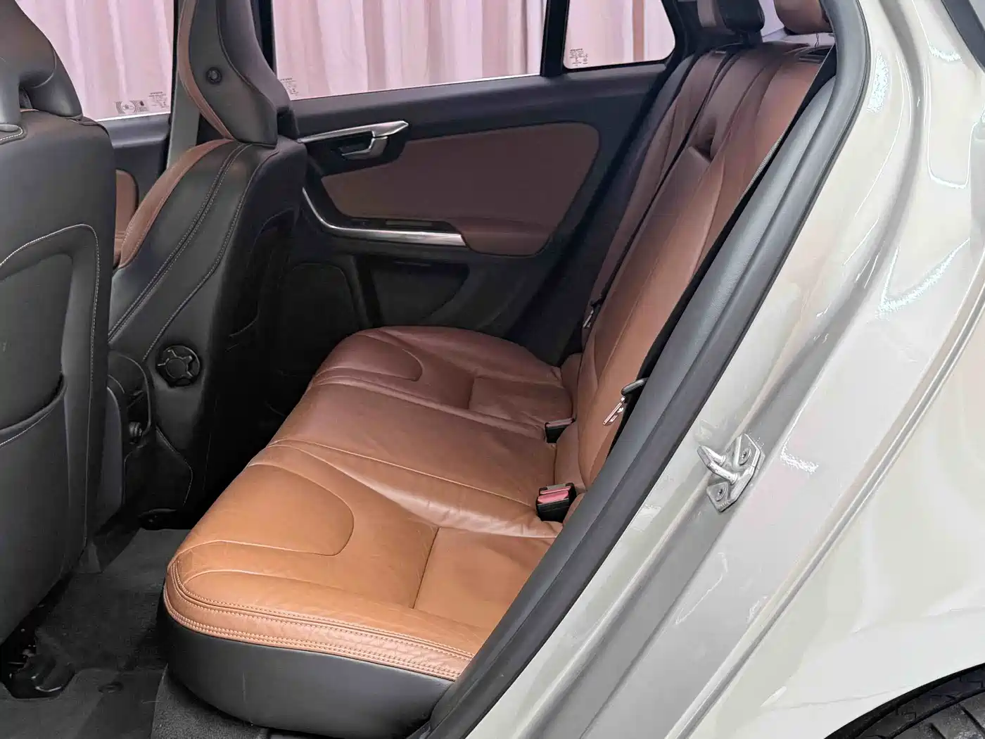 Volvo V60 2014 2014 Model Year Facelift T5 Inscription