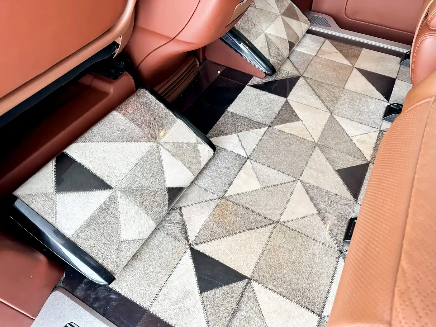 Mercedes-Benz Vito 2020 2.0T Business Edition (7-seater) фото 10