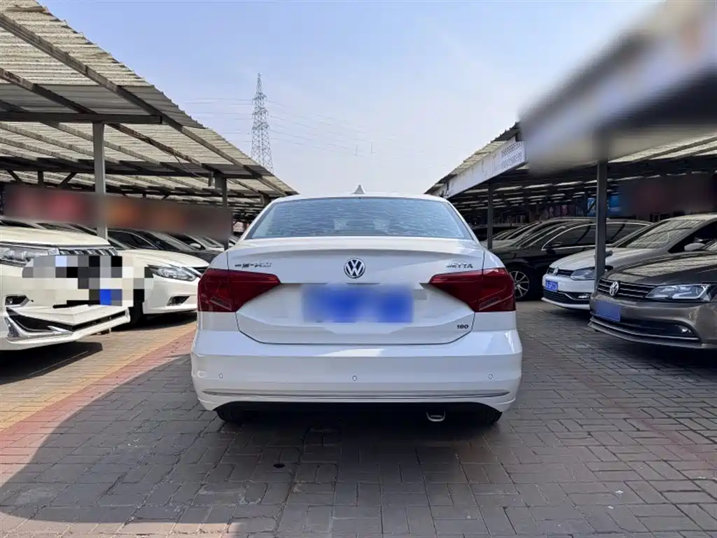 Volkswagen Jetta 2017 1.5L Manual Comfort фото 6