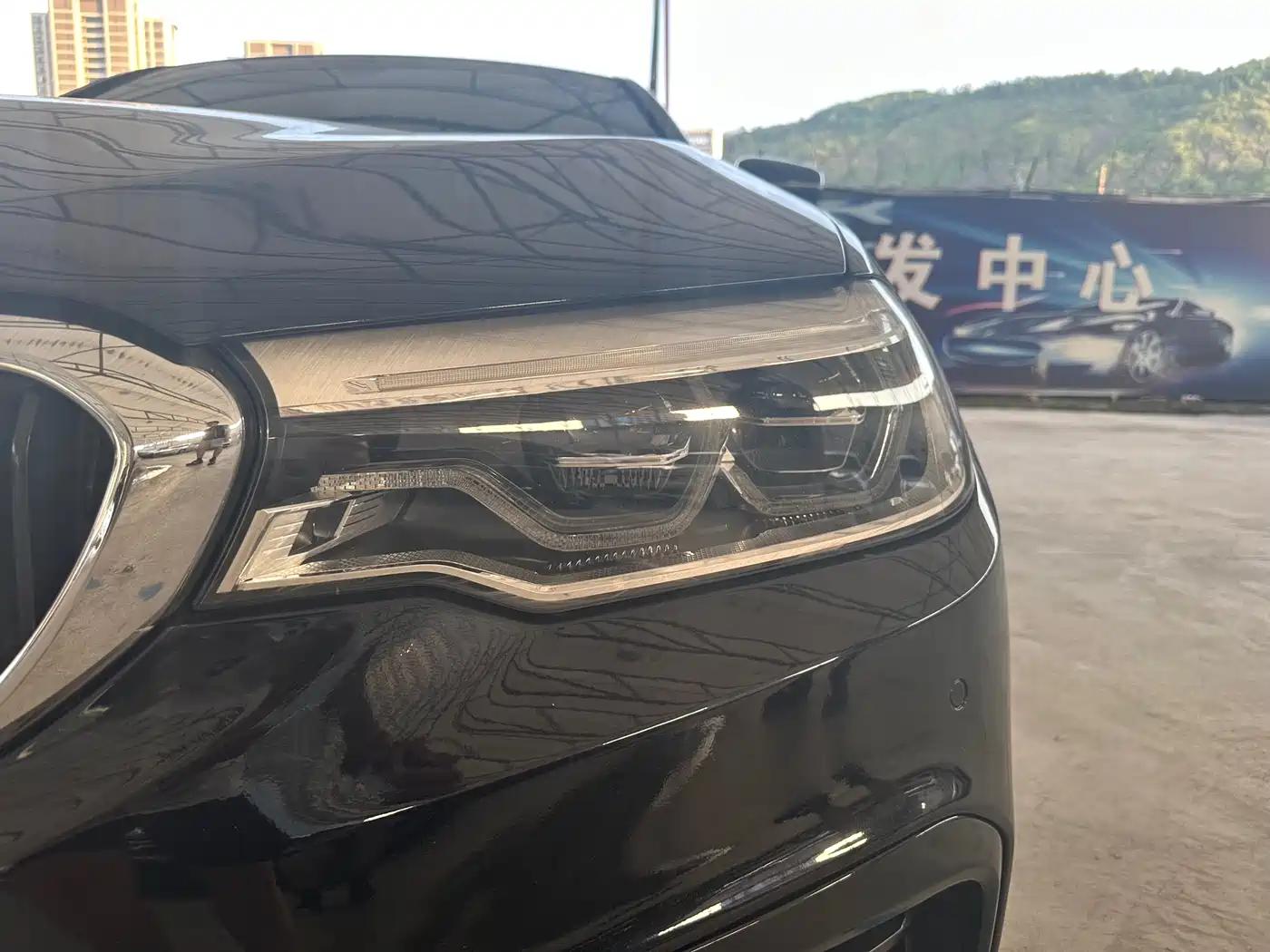 BMW 5 Series 2019 530Li Premium M Sport Package фото 2