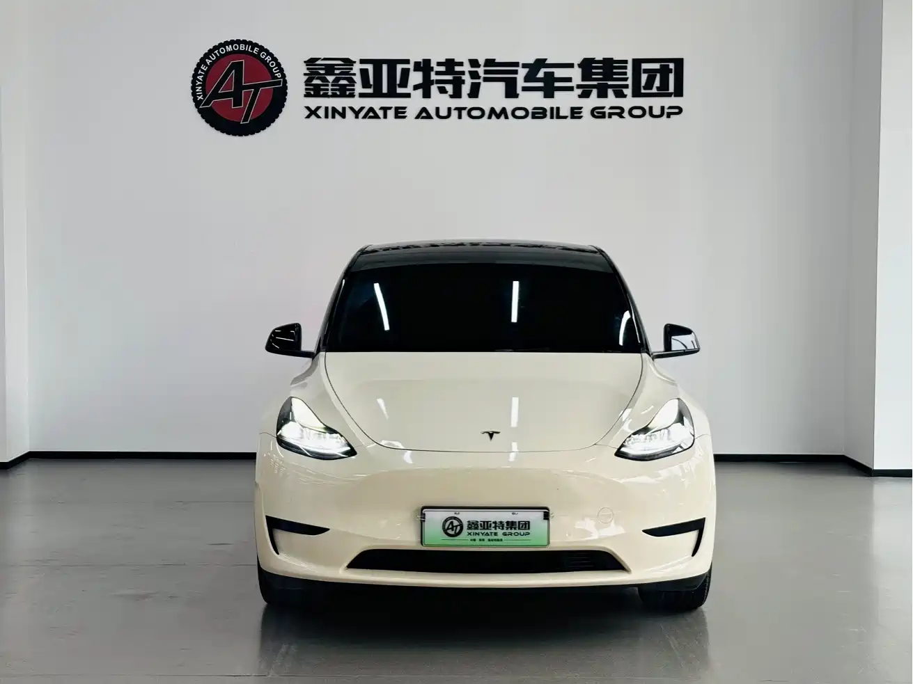 Фото 3 - Tesla Model Y