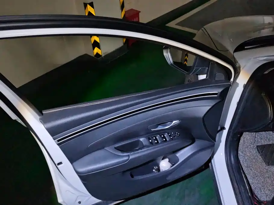 Фото 7 - Hyundai Tucson