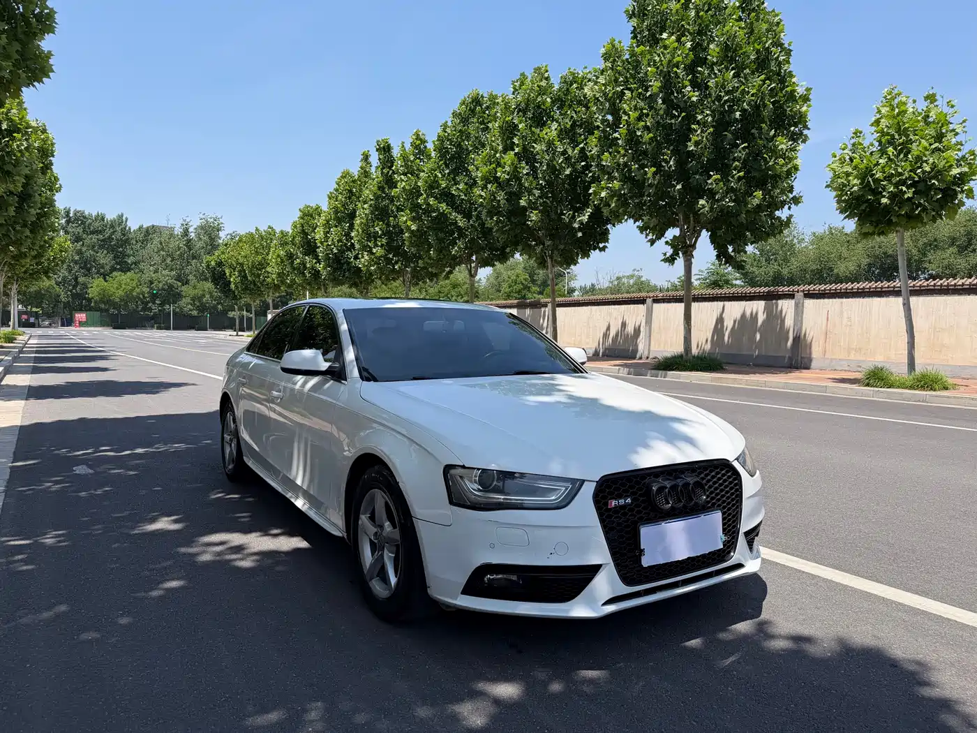 Audi A4L 2013 35 TFSI Automatic Standard фото 3