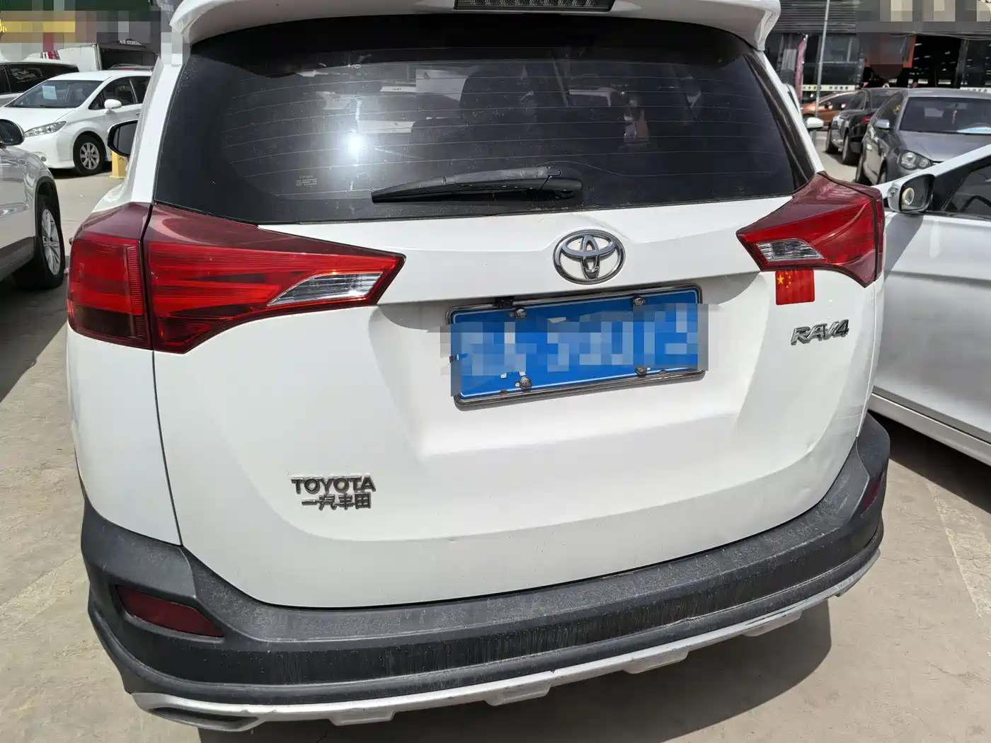 Toyota RAV4 Rongfang 2013 2.0L CVT 2WD Urban фото 5