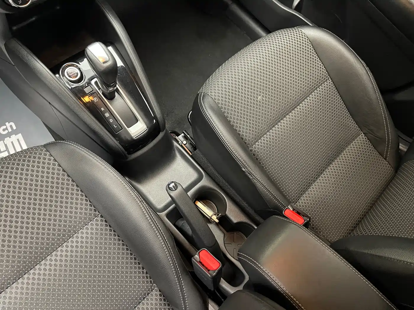 Nissan Kicks 2018 2019 1.5L CVT Smart Connect Luxury Edition