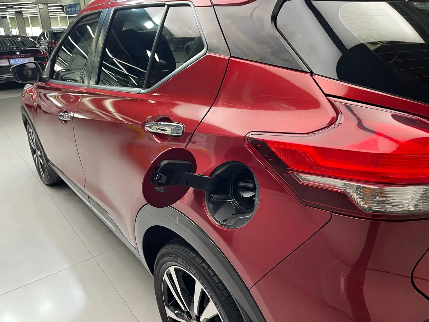 Nissan Kicks 2018 2019 1.5L CVT Smart Connect Luxury Edition
