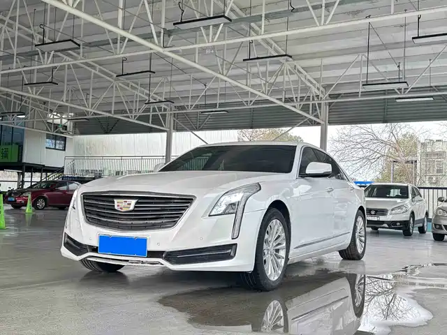 CADILLAC CT6