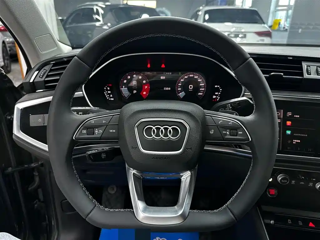 Audi Q3 2022 35 TFSI Fashion Dynamic фото 13