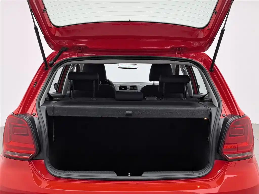 Volkswagen Polo 2018 1.5L Auto Safe Drive фото 16