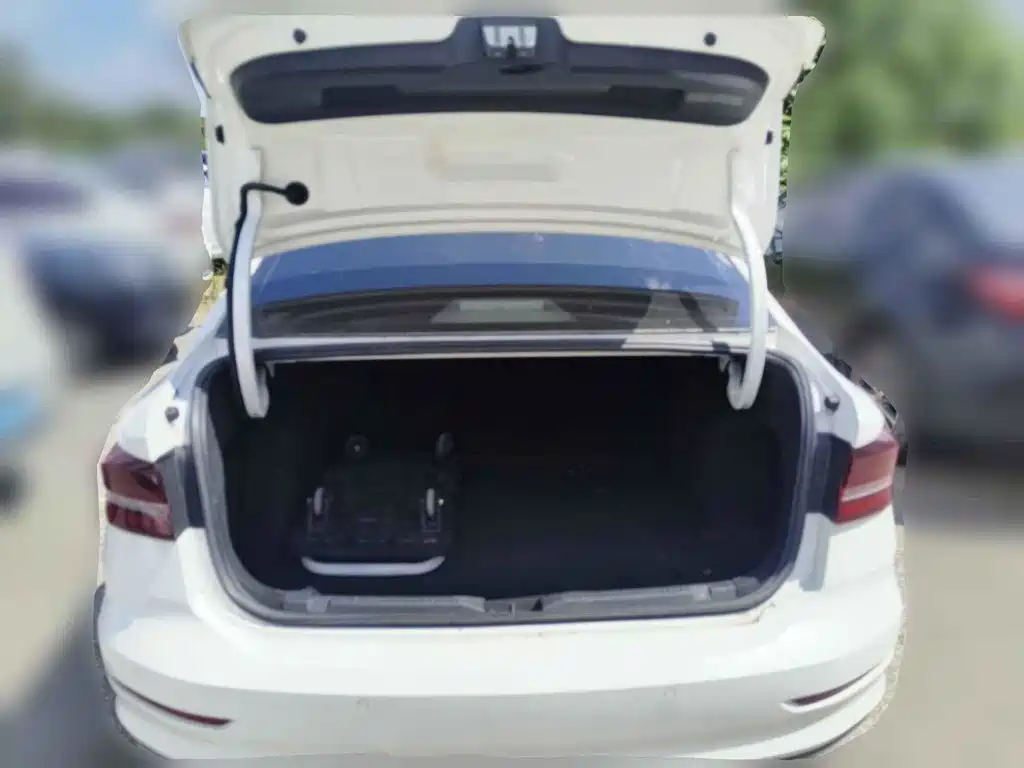 Volkswagen Lavida, миниатюра 13