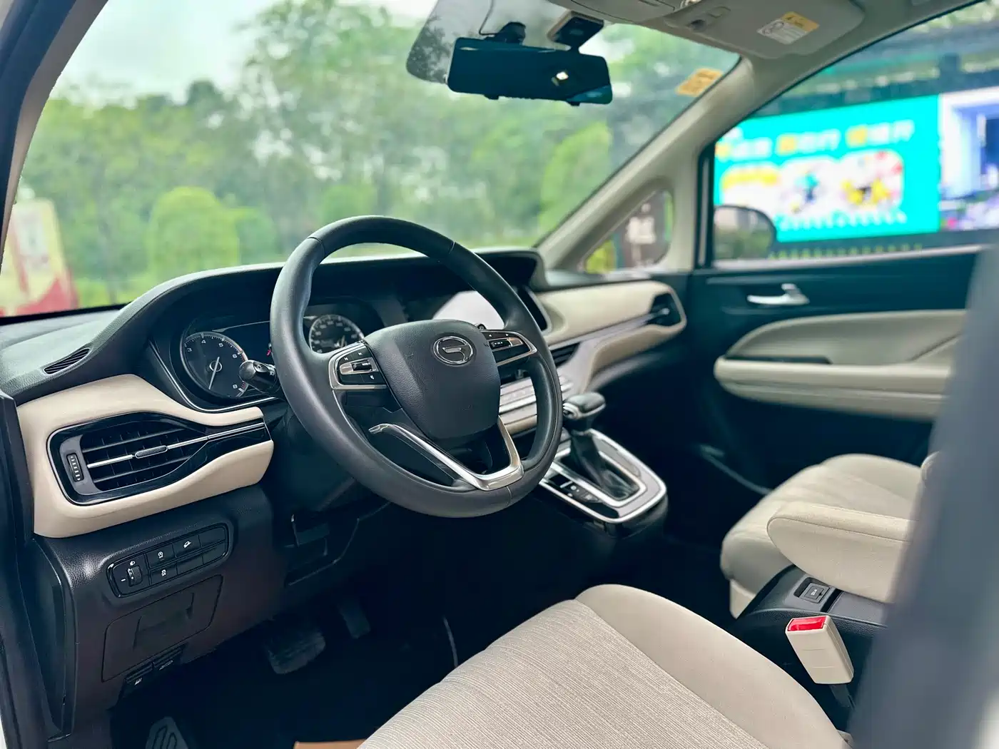 GAC Trumpchi Trumpchi M6 2021 270T DCT Elite Edition (7-Seater) фото 7