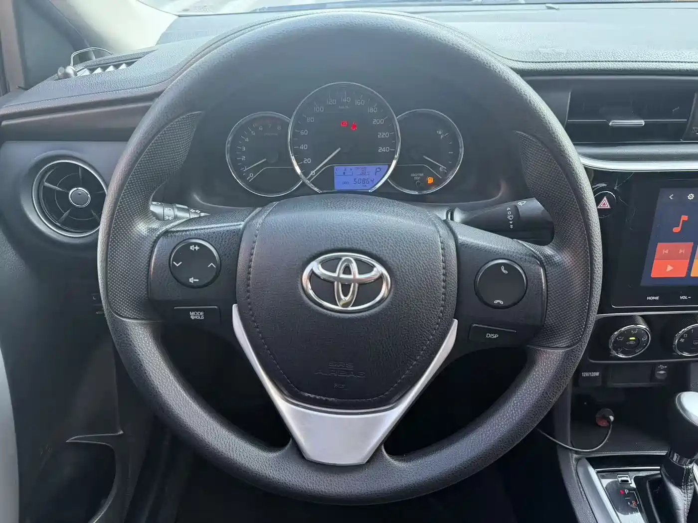 Toyota Levin 2017 Facelift 185T CVT Elite (China V) фото 14