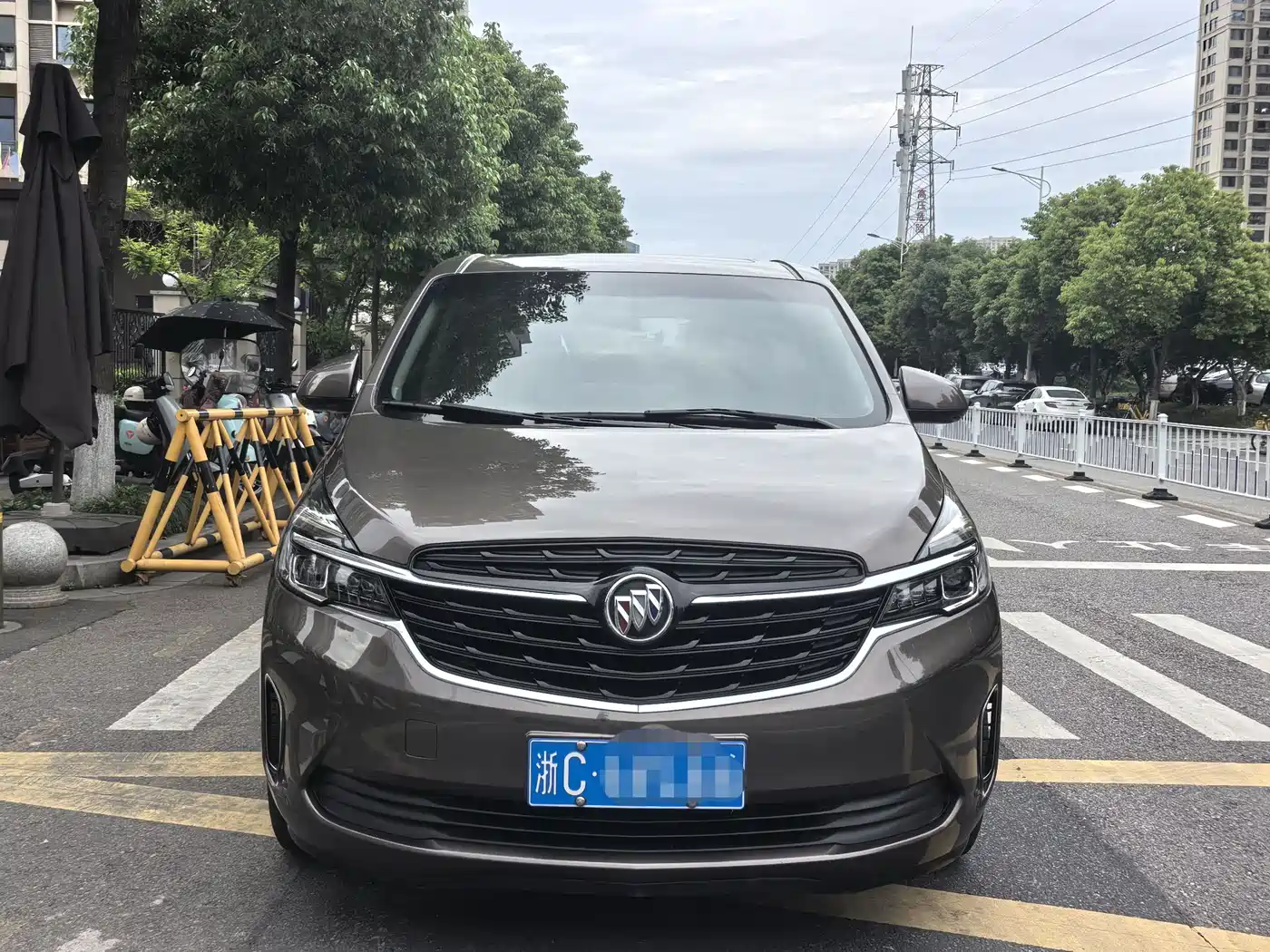 Buick GL8 2022 Land Business Class 652T Luxury фото 2