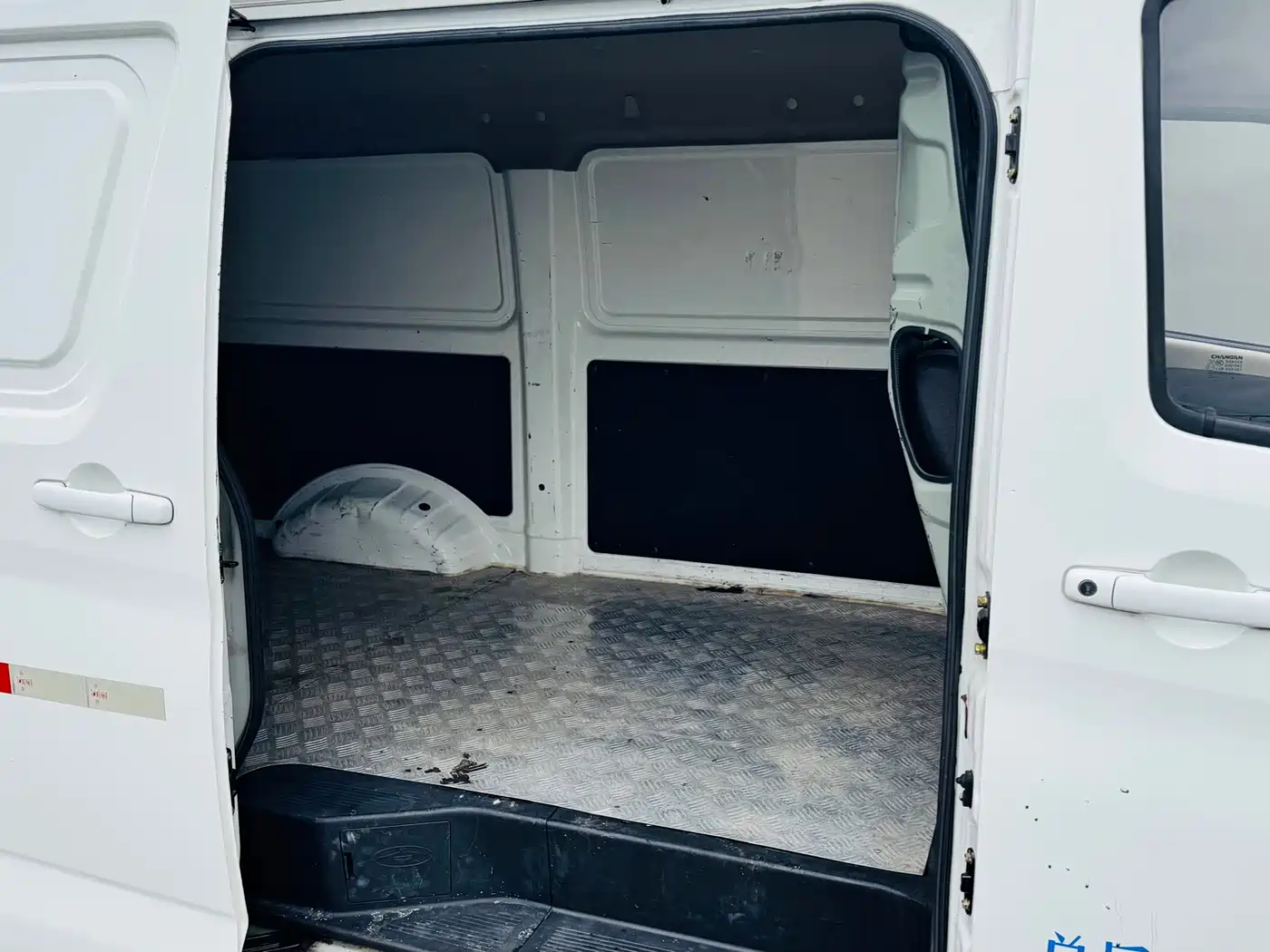 CHANGAN CHANGAN RUIXING EM80