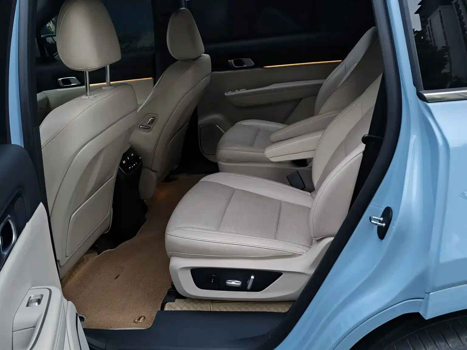 Фото 7 - Li Auto Li ONE