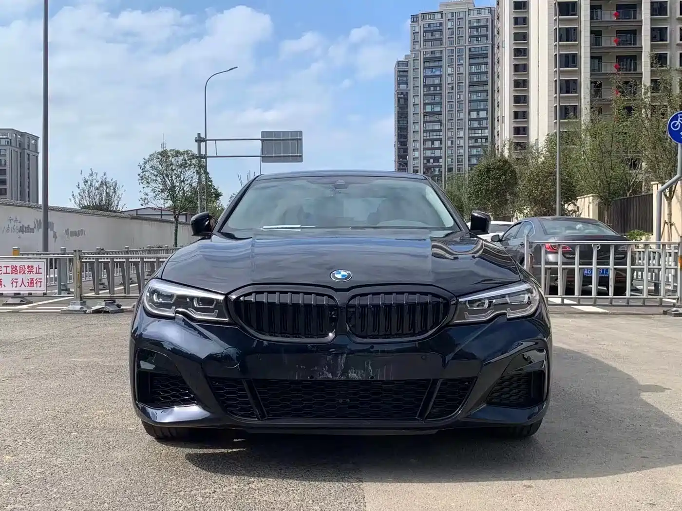 BMW 3 Series 2021 325Li M Sport Night Edition фото 2