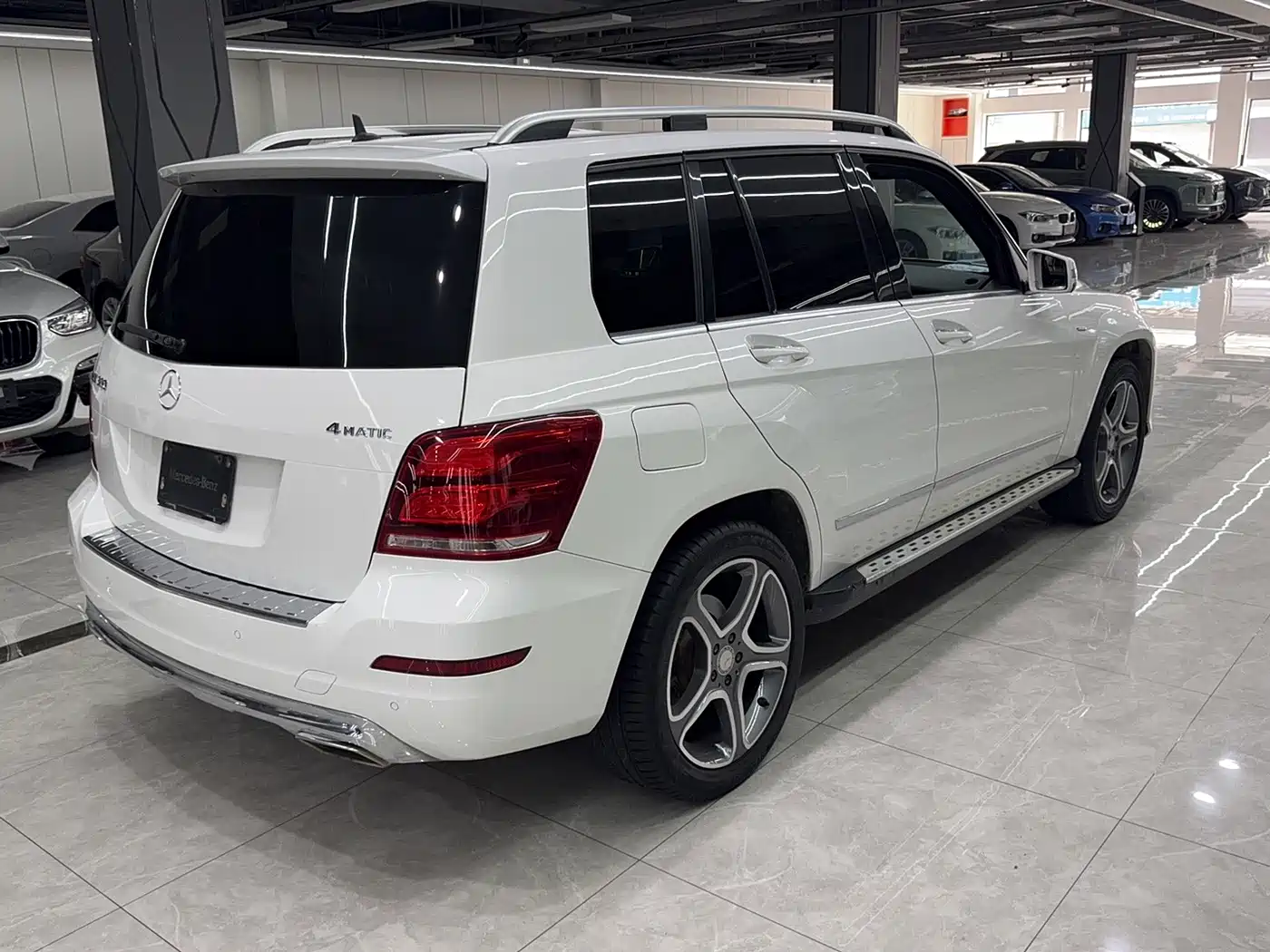 Mercedes-Benz GLK-Class 2015 GLK 300 4MATIC Fashion Ultimate Edition фото 7