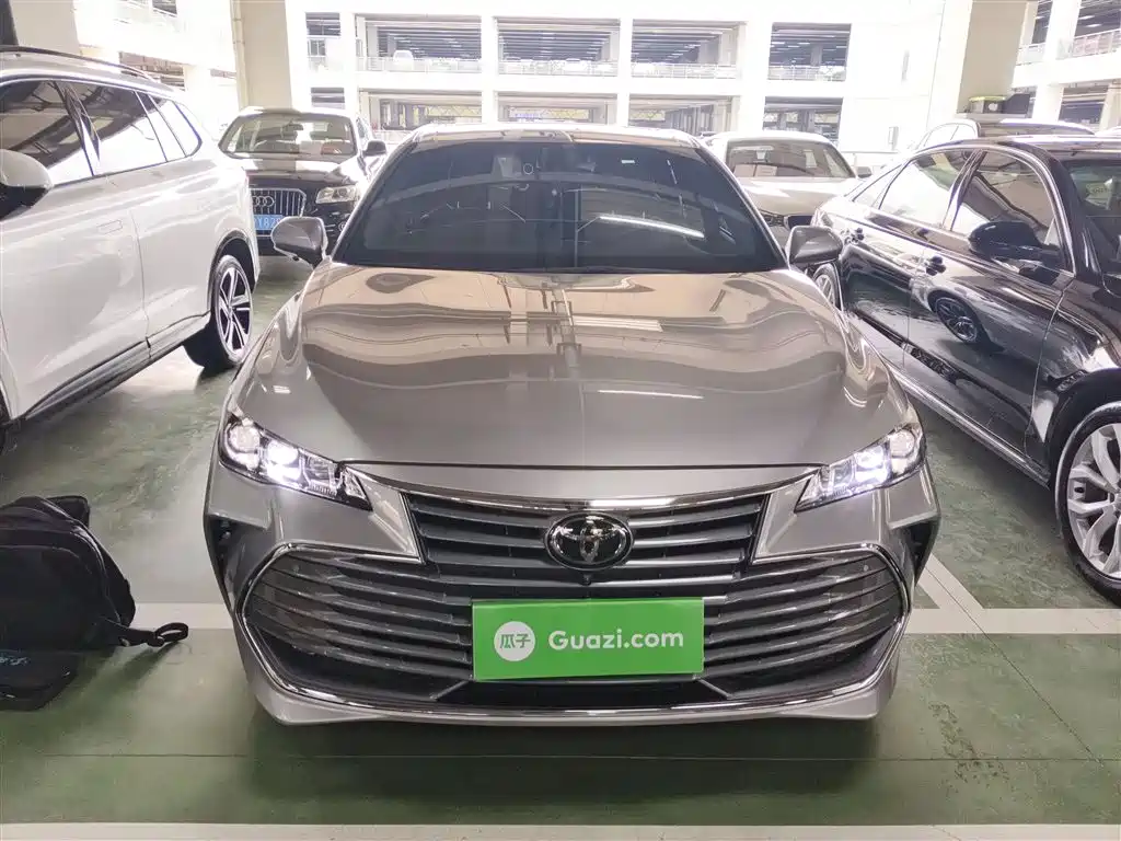 Toyota Avalon 2022 2.0L Luxury Edition фото 3