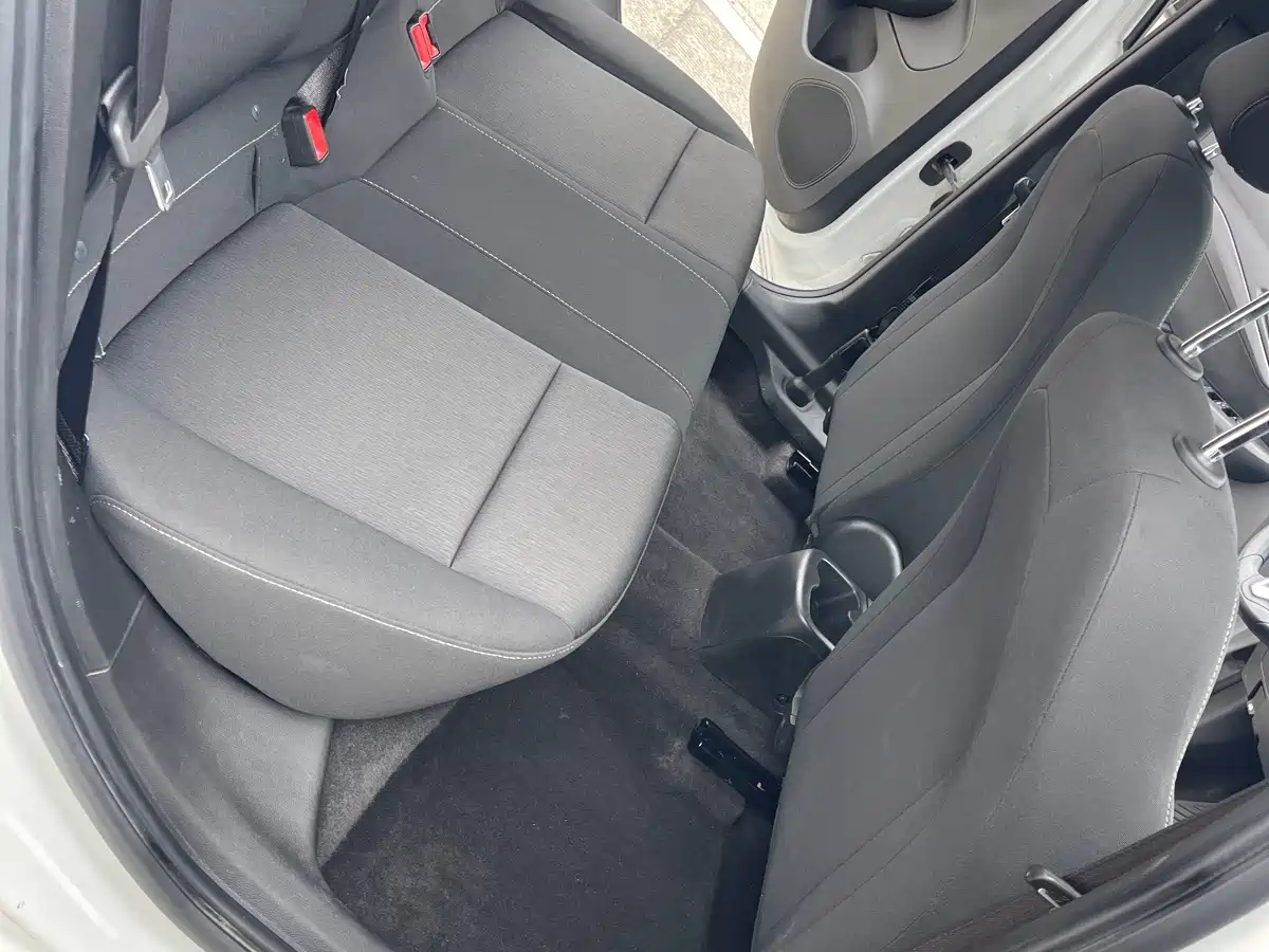 Фото 13 - Buick Excelle