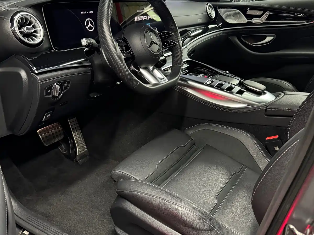 MERCEDES-BENZ AMG GT