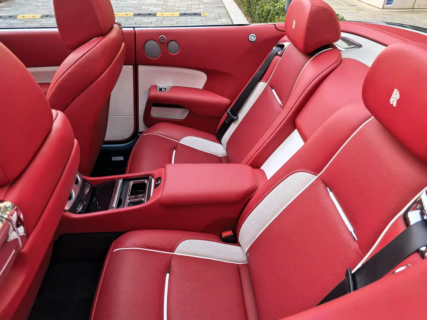 Rolls-Royce Dawn 2021 2018 6.6T Standard
