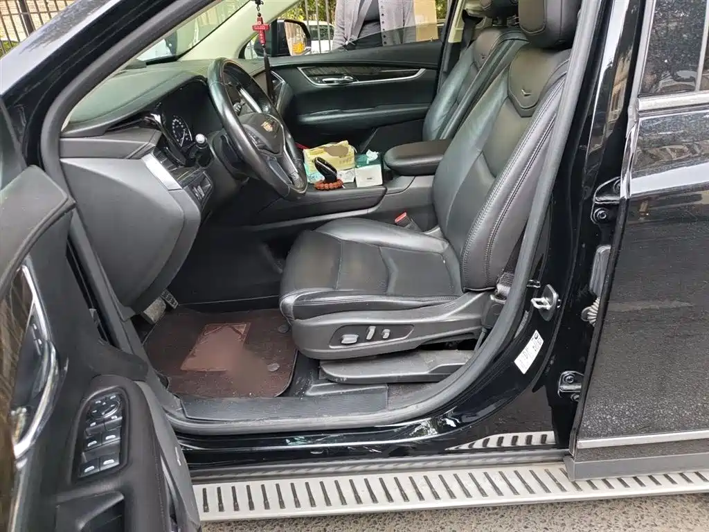Cadillac XT5 2018 28T 4WD Luxury фото 8