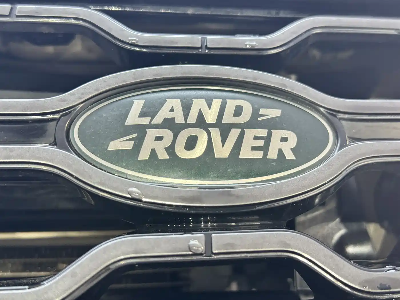 Land Rover Range Rover Evoque 2020 Model 249PS R-DYNAMIC S Gloss Black Sport Edition фото 27