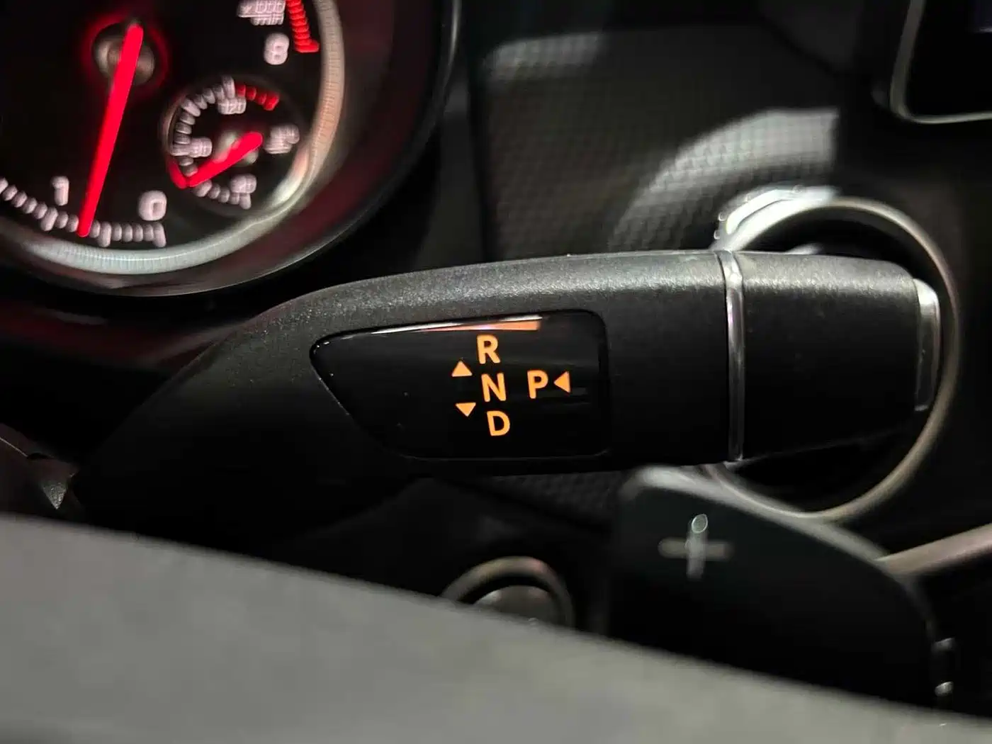 Mercedes-Benz GLA 2018 GLA 200 Dynamic фото 15