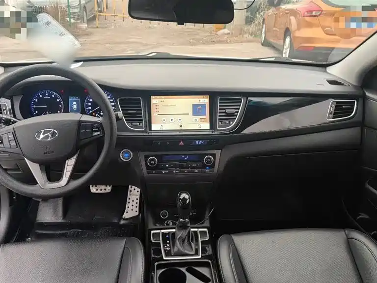 Hyundai Mistra 2014 1.8L Auto Smart GLS фото 14