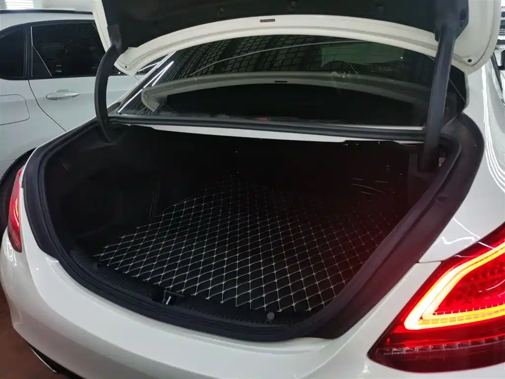Mercedes-Benz C-Class 2020 C 200 L Fashion Sport фото 12