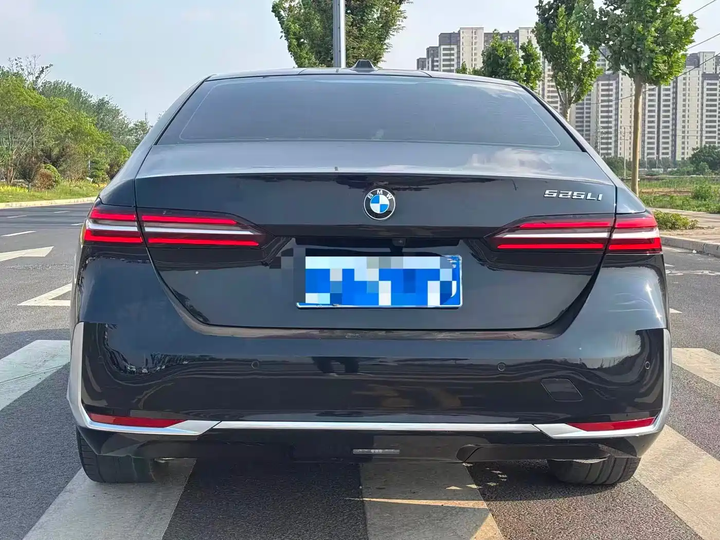 BMW 5 Series 2024 525Li Luxury Package фото 9