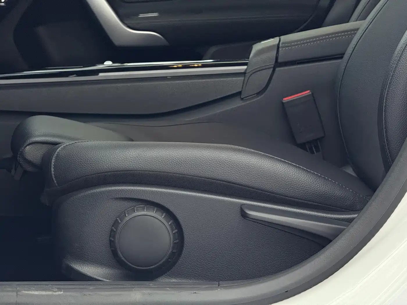 Mercedes-Benz A-Class 2022 A 180 L фото 18