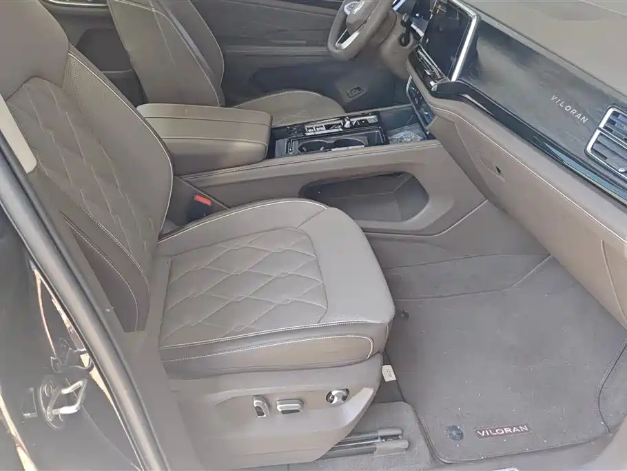 Volkswagen Viloran 2024 380TSI Flagship Edition фото 8