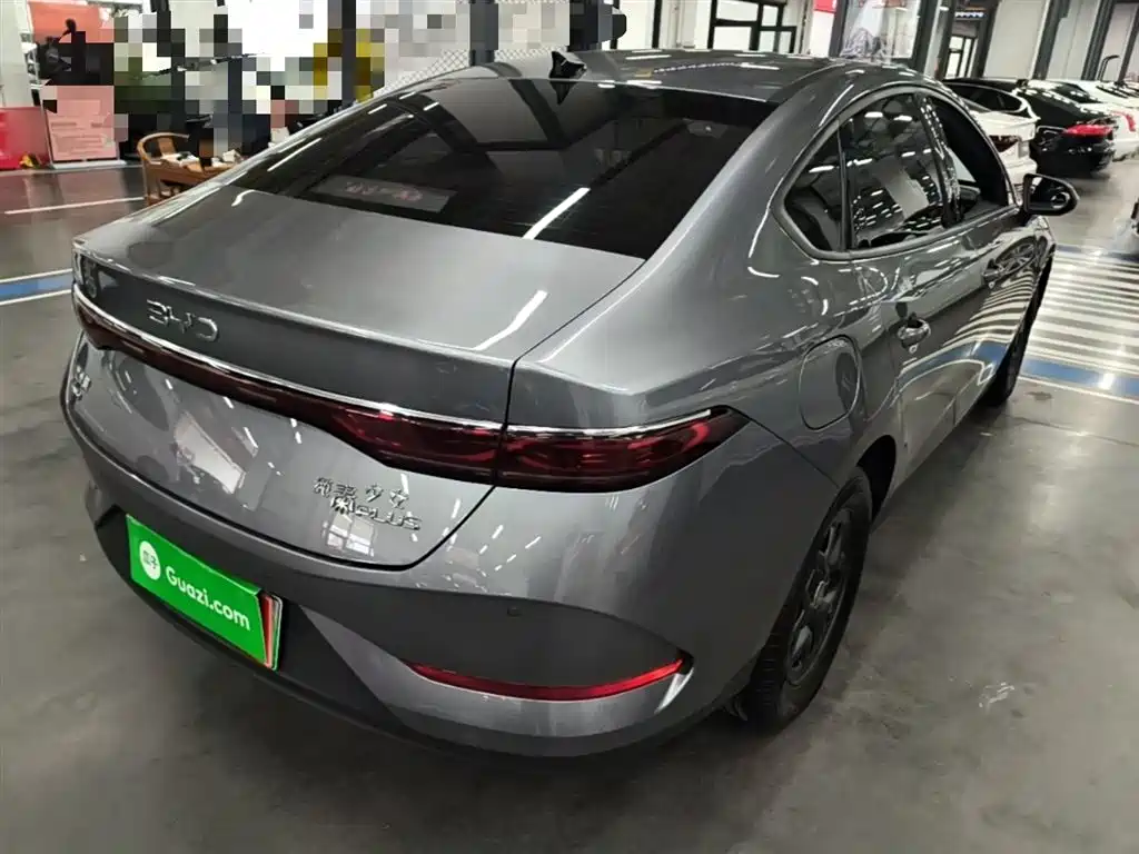 BYD Qin PLUS 2025 DM-i Smart Drive 55KM Leader фото 7