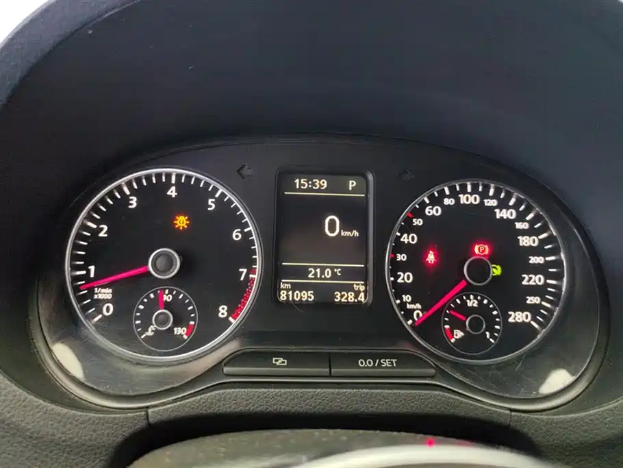 Volkswagen Polo 2012 1.4TSI GTI фото 13