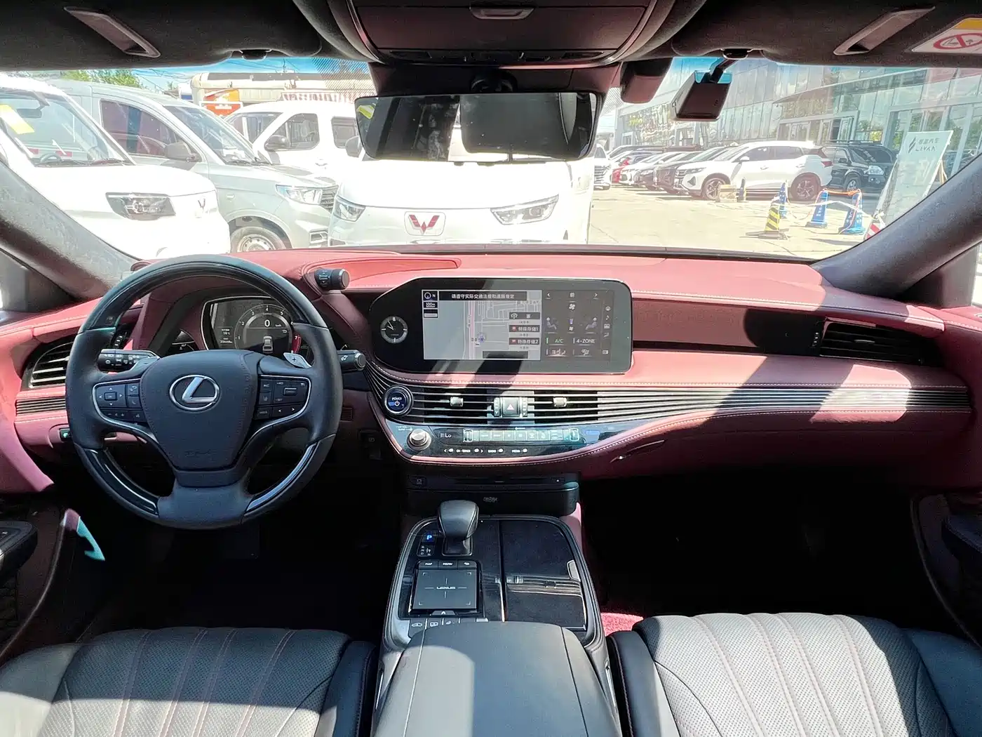 Lexus LS 2020 500h Executive (China VI) фото 7