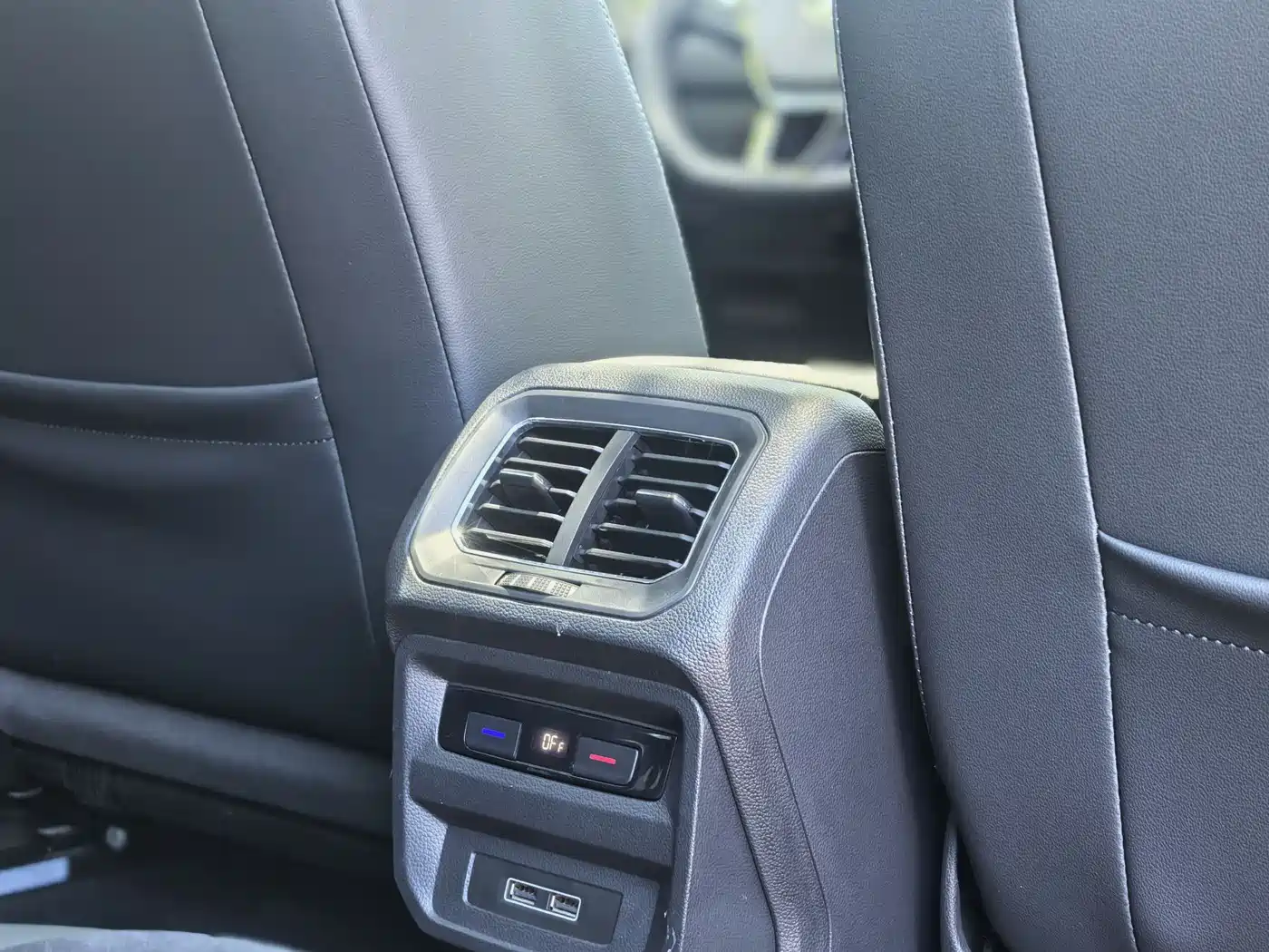 Volkswagen Tiguan L 2017 330TSI Automatic 2WD Luxury Edition фото 25