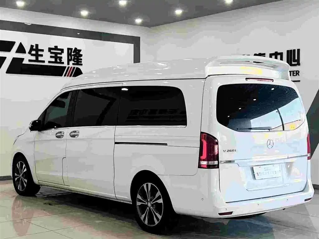 Mercedes-Benz V-Class 2020 V 260 Luxury Edition фото 6