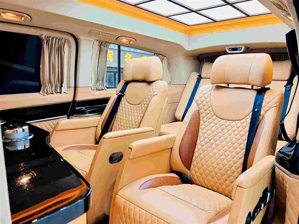 Mercedes-Benz V-Class 2020 V 260 Luxury Edition фото 24