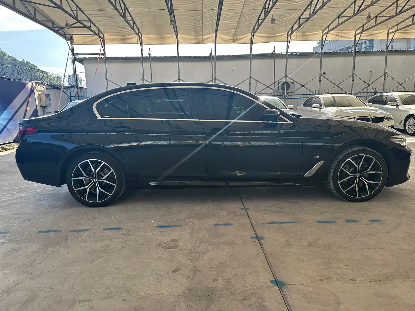 BMW 5 Series 2021 530Li Leading Luxury Package фото 13