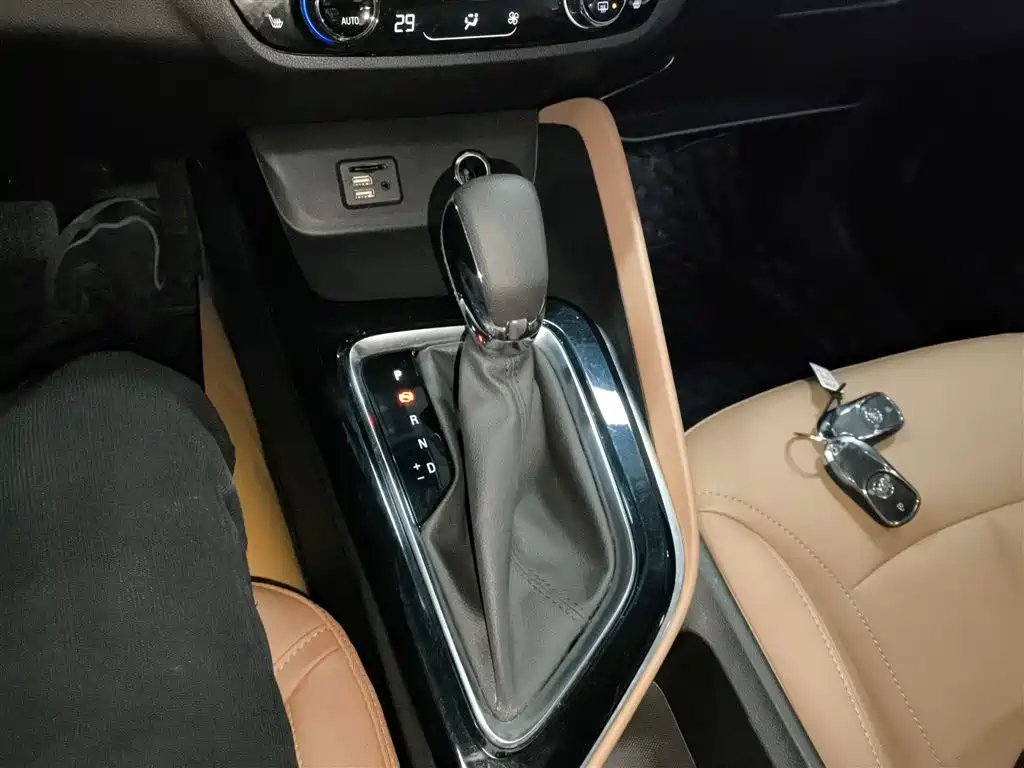 BUICK GL6