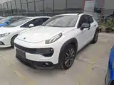Фото 1 - Lynk & Co 02