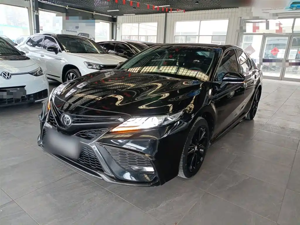 Toyota Camry 2022 2.5S Knight Edition фото 2