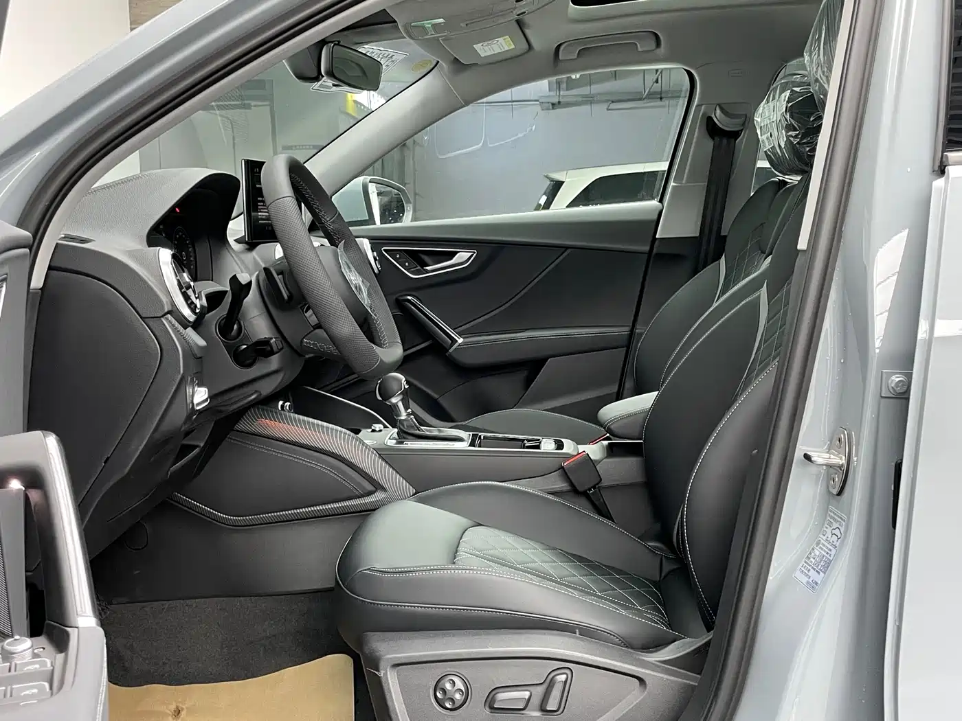 Audi Q2L 2025 35TFSI Fashion Dynamic фото 9